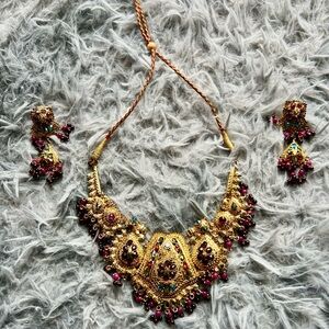 Indian Bollywood style golden Tone Ornate Necklace with Pink & Green Stone